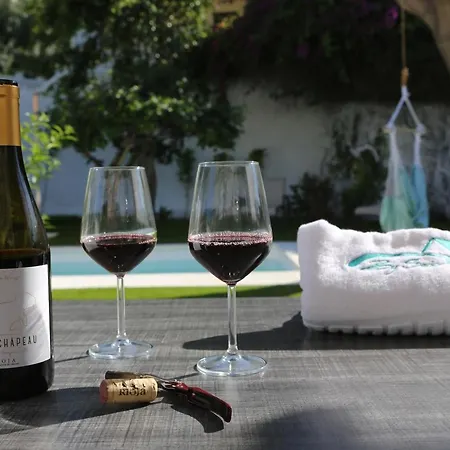 Villa El Ranchito By Seric, 15' Walking To The